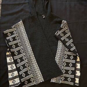 Black and White Patterned Hooded Sweater